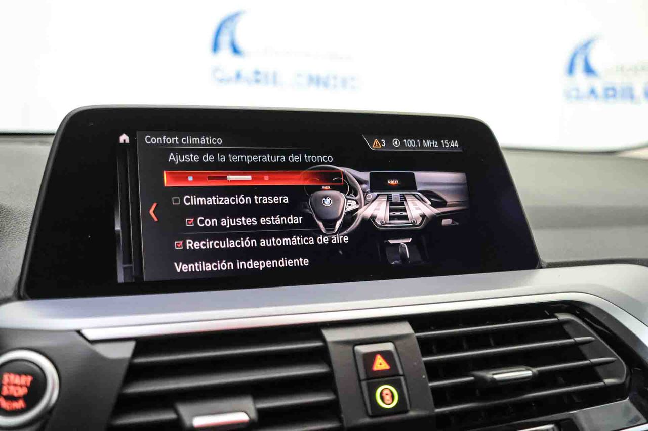 BMW X3 sDrive18d - Foto 57