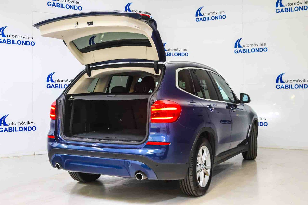 BMW X3 sDrive18d - Foto 18