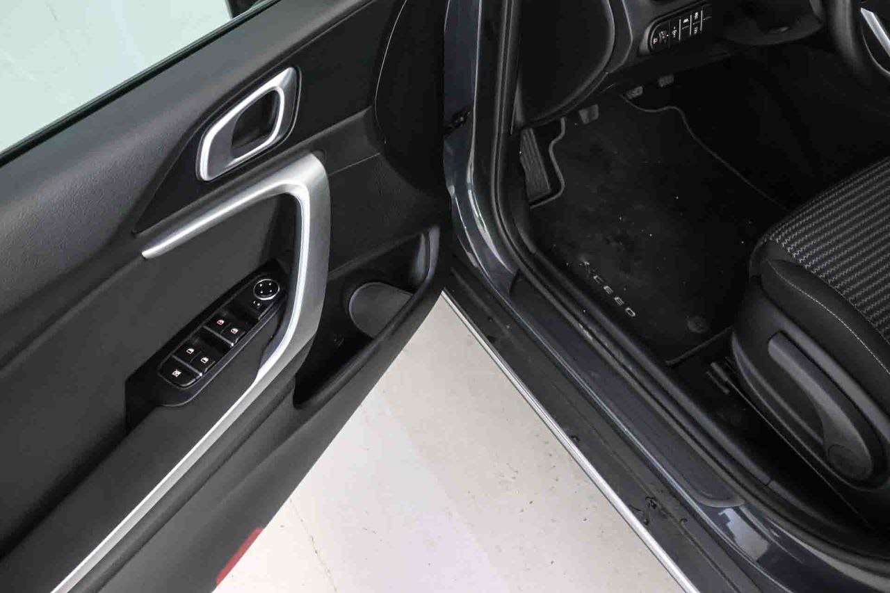 Kia XCeed 1.0 T-GDi Drive 74kW (100CV) - Foto 26