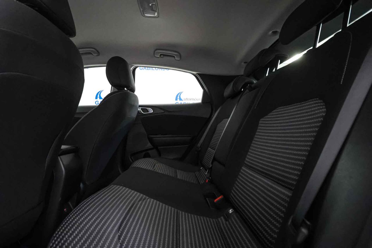 Kia XCeed 1.0 T-GDi Drive 74kW (100CV) - Foto 44