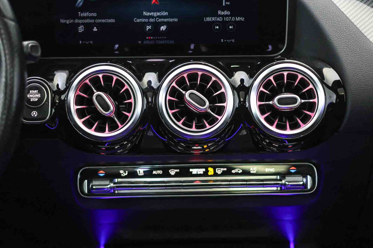 Mercedes Clase B B 180 d **AMG Line** Techo panorámico** - Foto 43