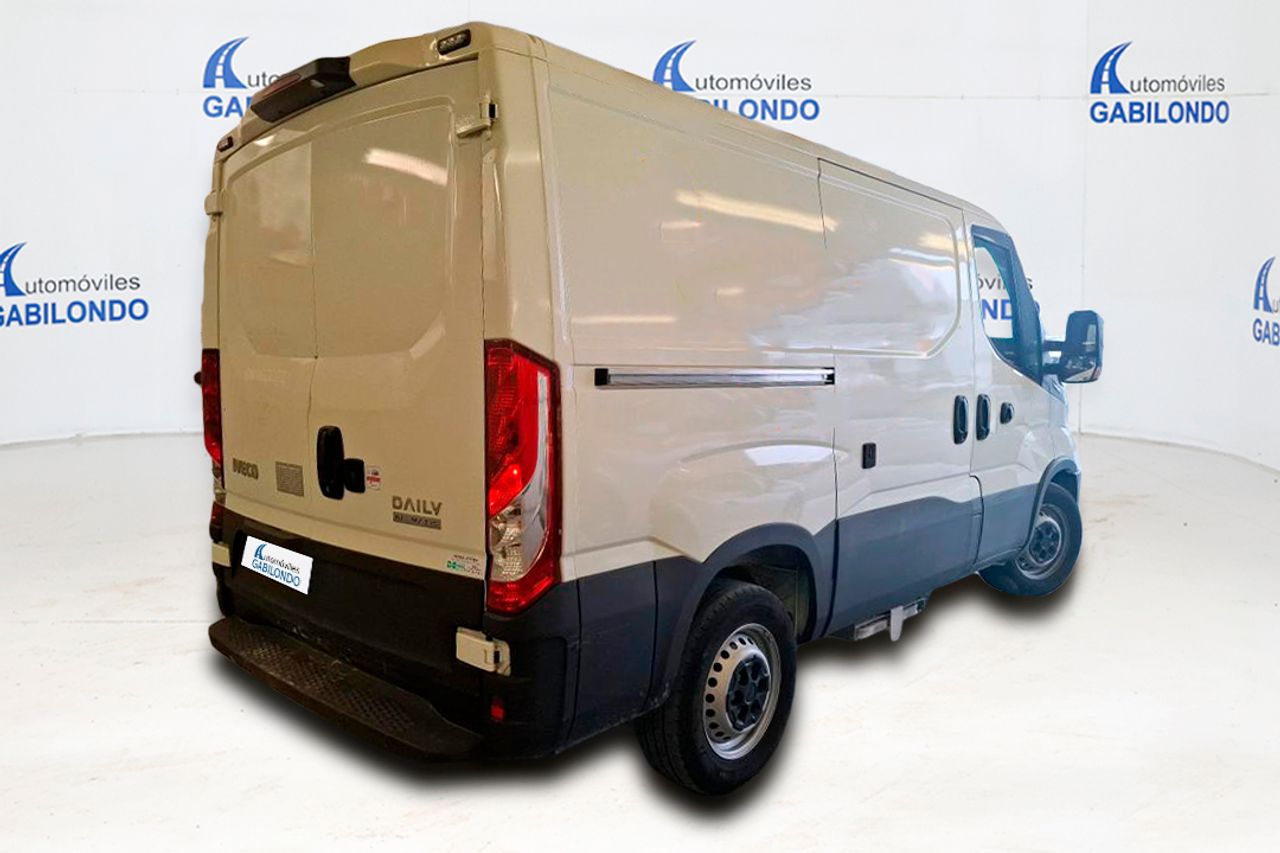 Iveco Daily 35S16H V9 Hi-Matic L1H1 - Foto 3
