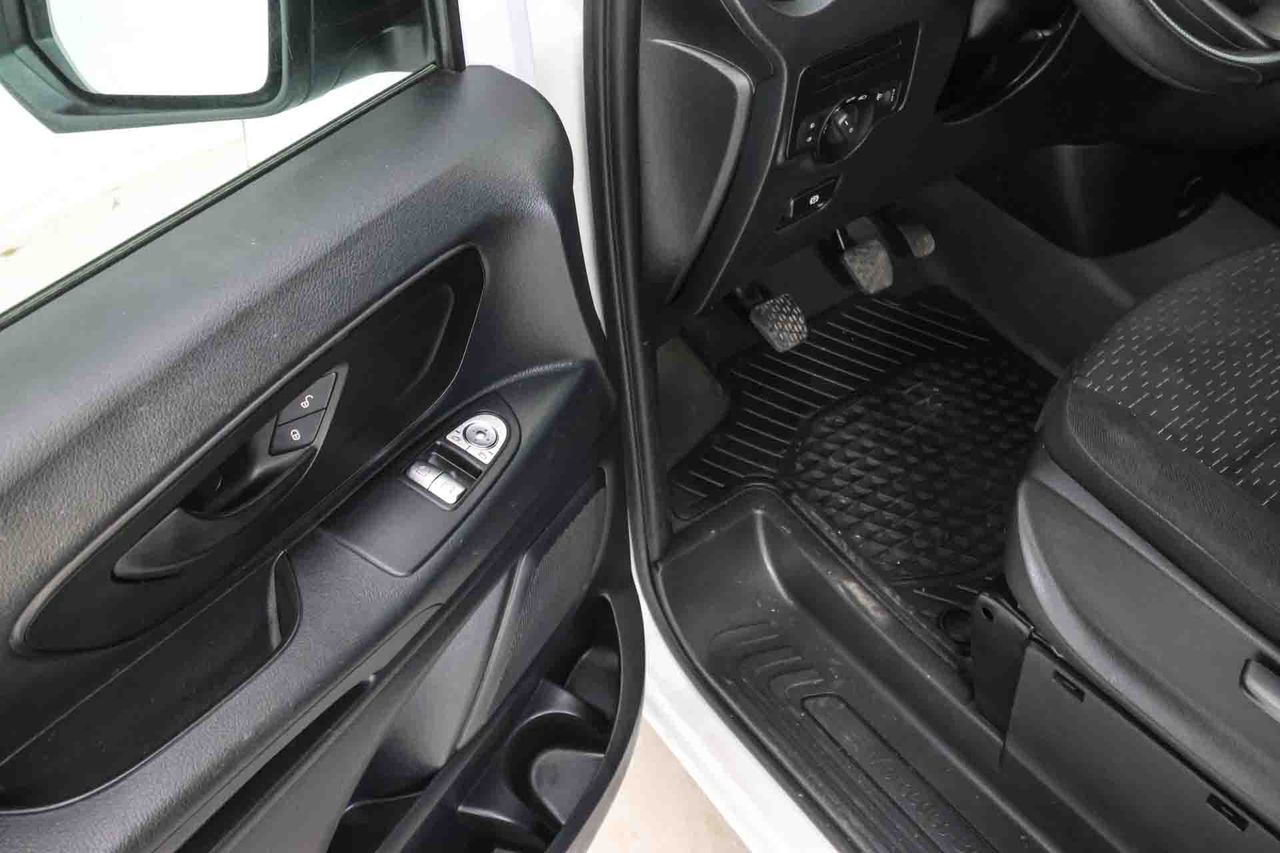 Mercedes Vito VITO 114 CDI MIXTA  - Foto 32