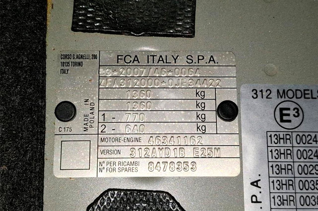 Fiat 500 Lounge 1.0 6v GSE 52KW (70 CV) - Foto 5