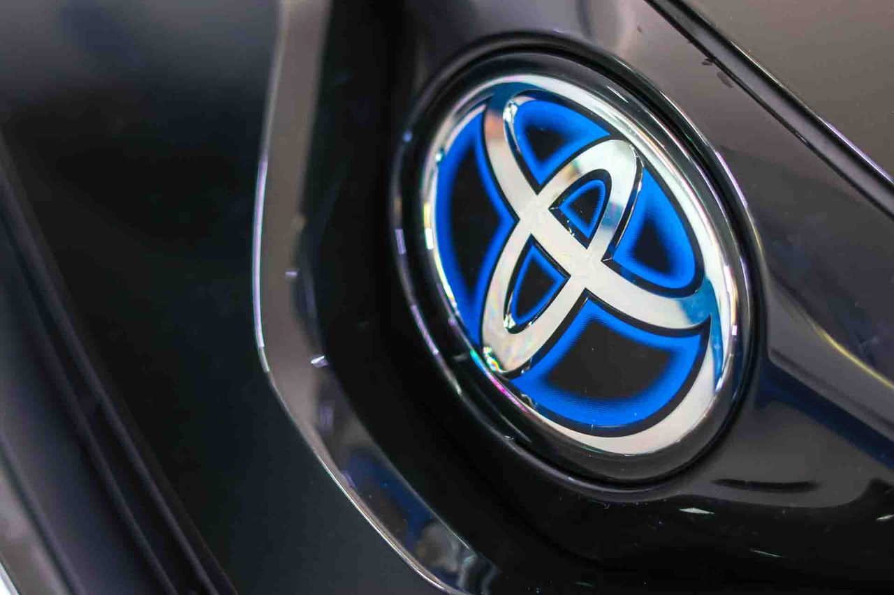 Toyota C-HR 1.8 125H Advance - Foto 9