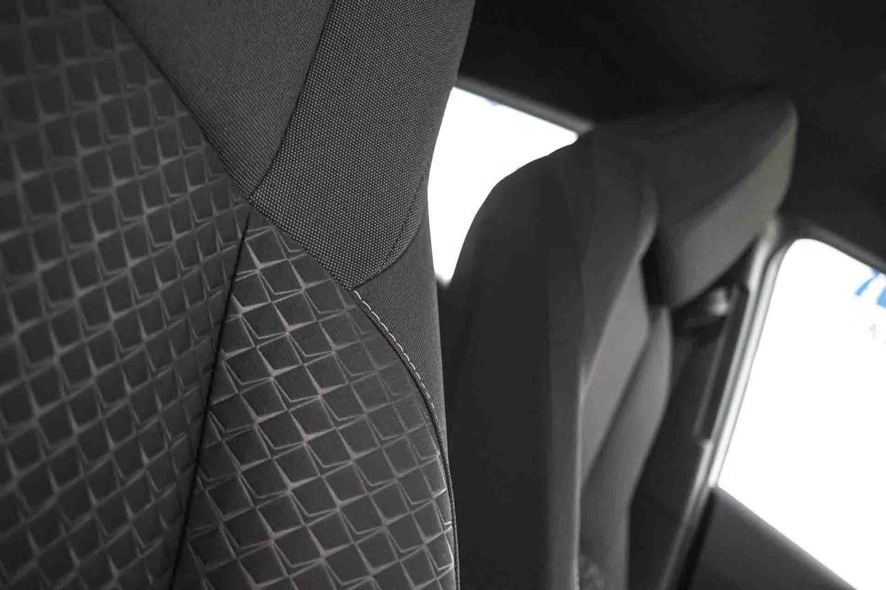 Toyota C-HR 1.8 125H Advance - Foto 47