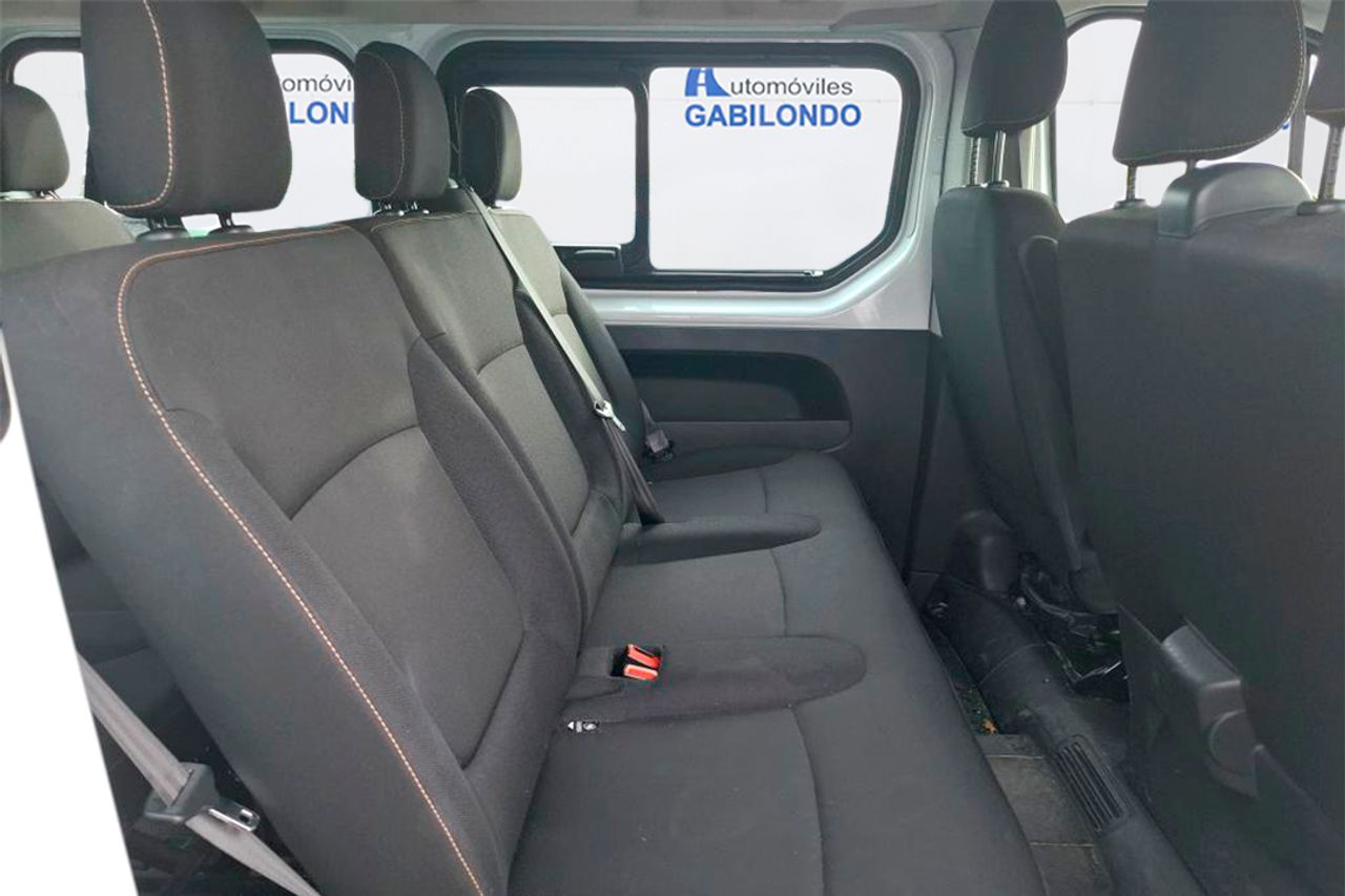 Renault Trafic Combi L1 1.6 dCi Zen ** 9 PLAZAS ** - Foto 6