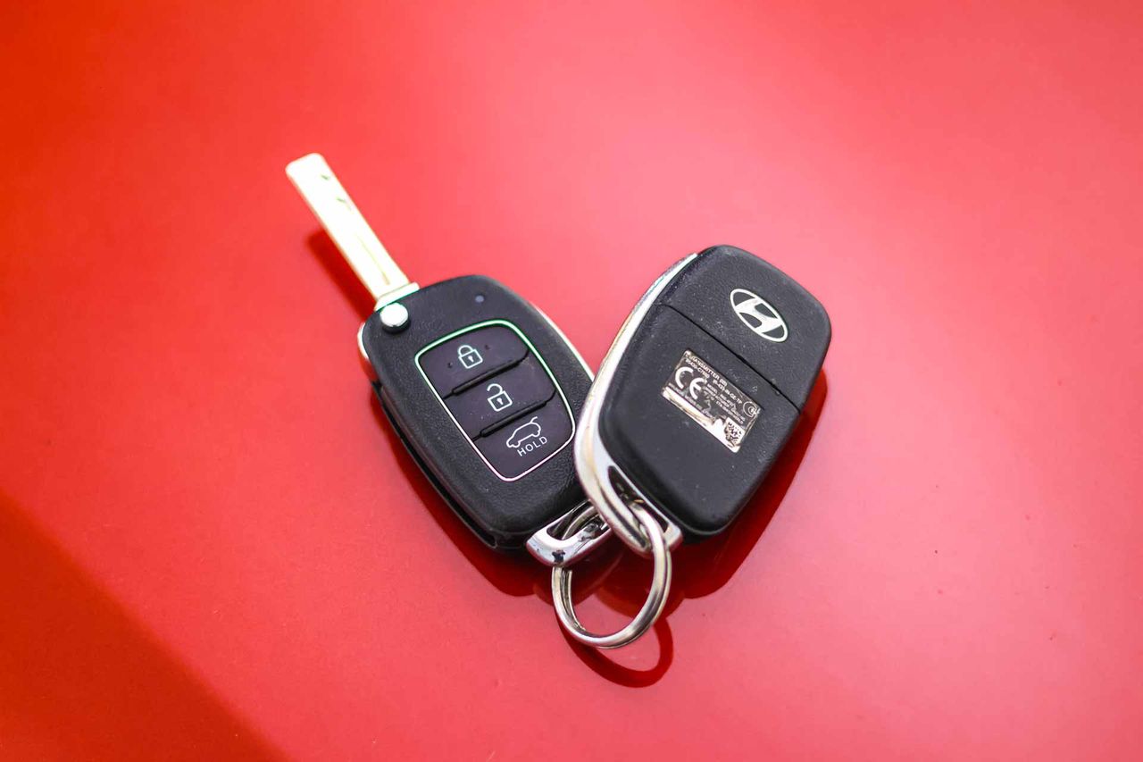 Hyundai i20 1.1 CRDi Essence - Foto 52