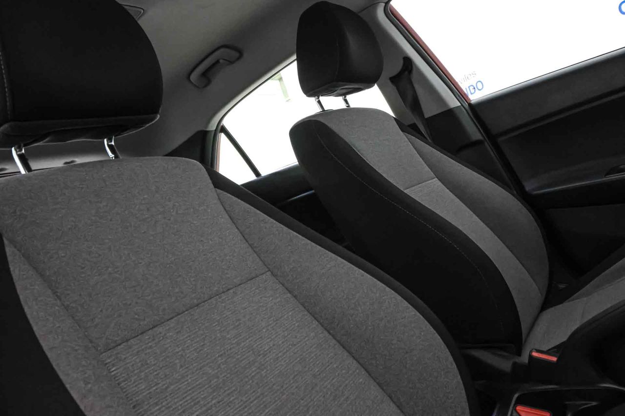 Hyundai i20 1.1 CRDi Essence - Foto 45