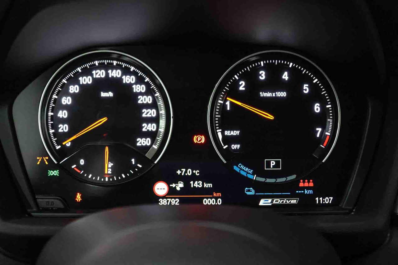 BMW X1 xDrive25e Business Design - Foto 43