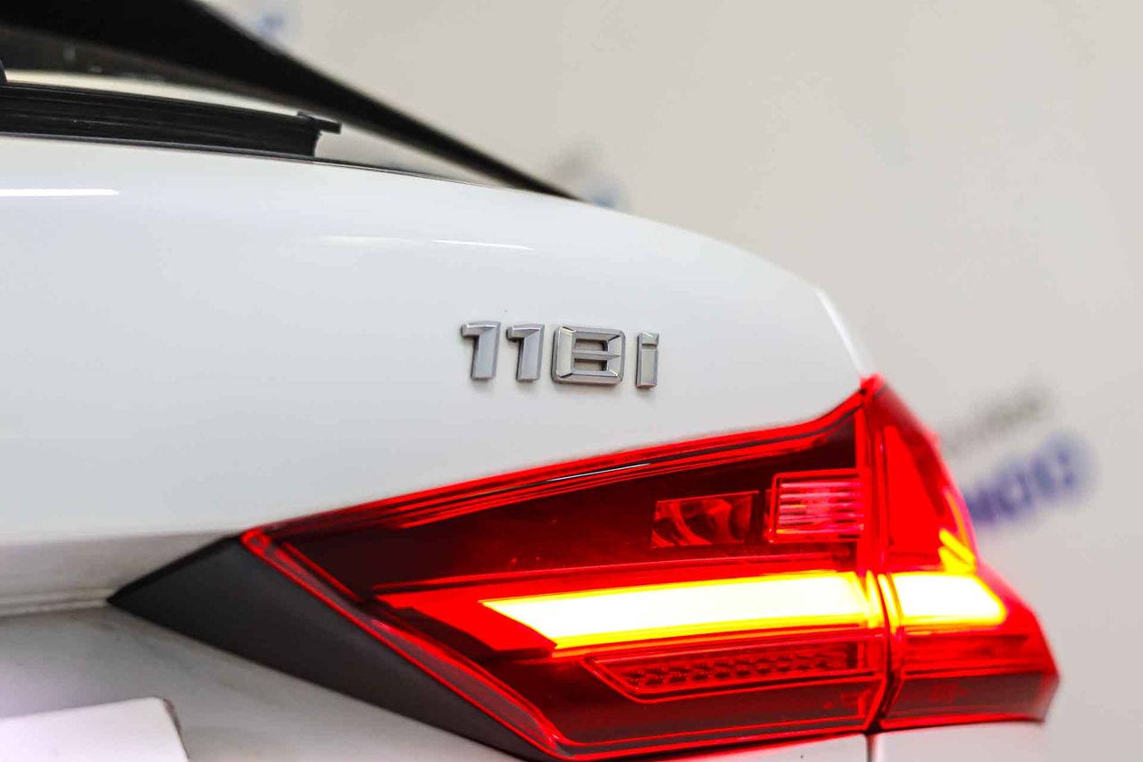 BMW Serie 1 118i Auto. - Foto 15