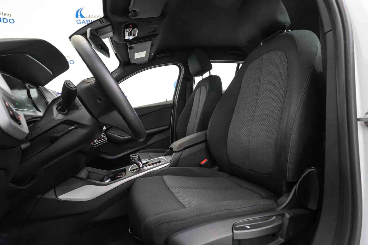 BMW Serie 1 118i Auto. - Foto 27