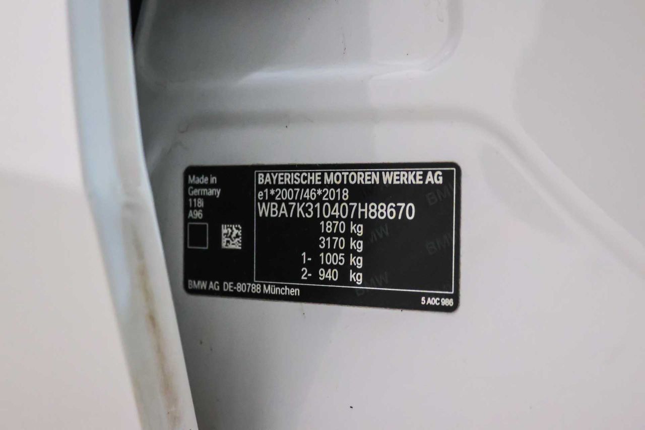 BMW Serie 1 118i Auto. - Foto 8