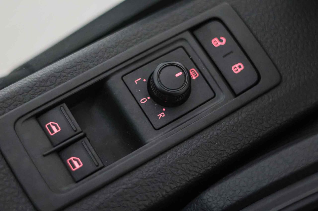 Volkswagen Transporter T6 2.0TDI L1H2  - Foto 30