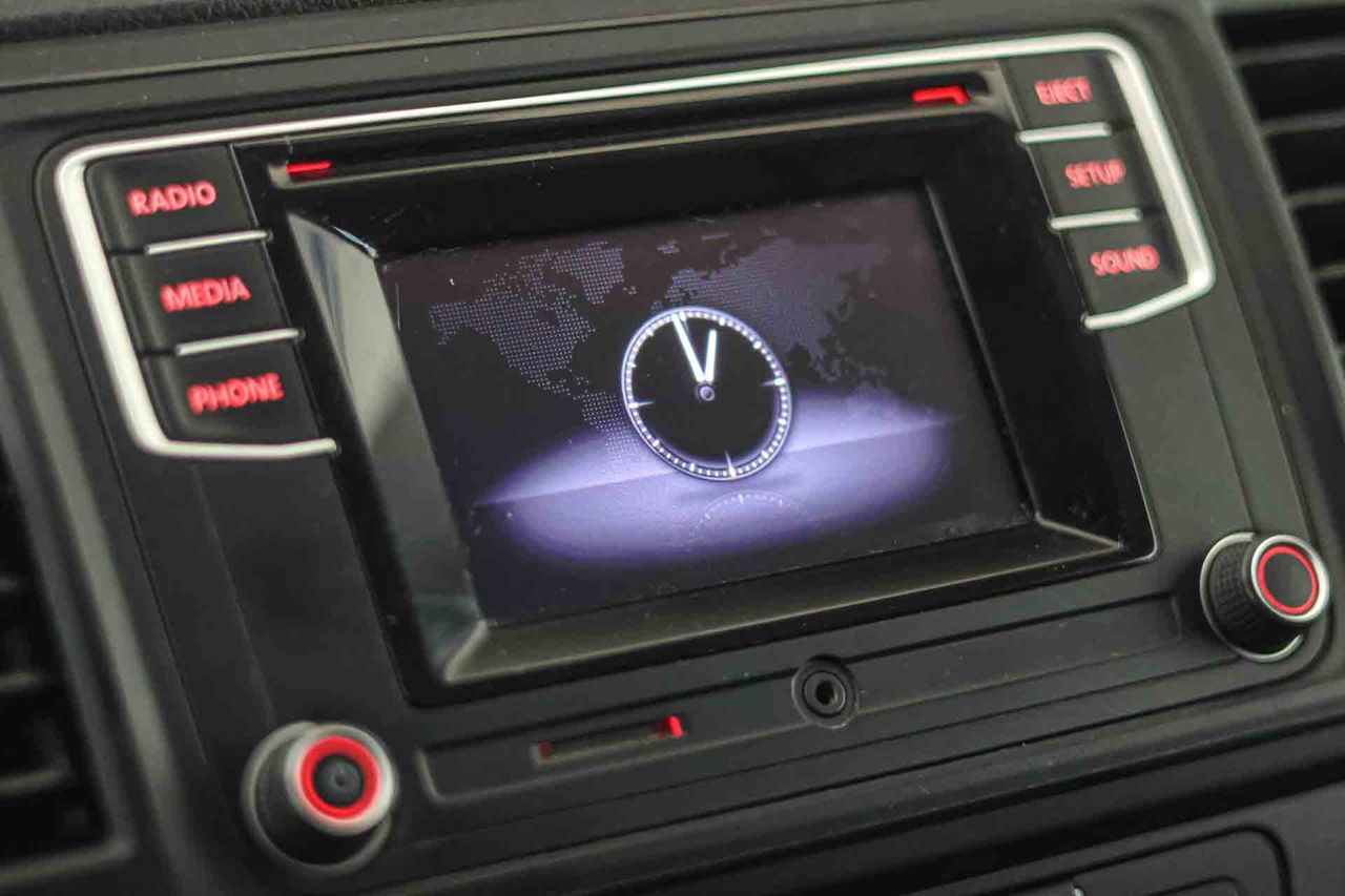 Volkswagen Transporter T6 2.0TDI L1H2  - Foto 39