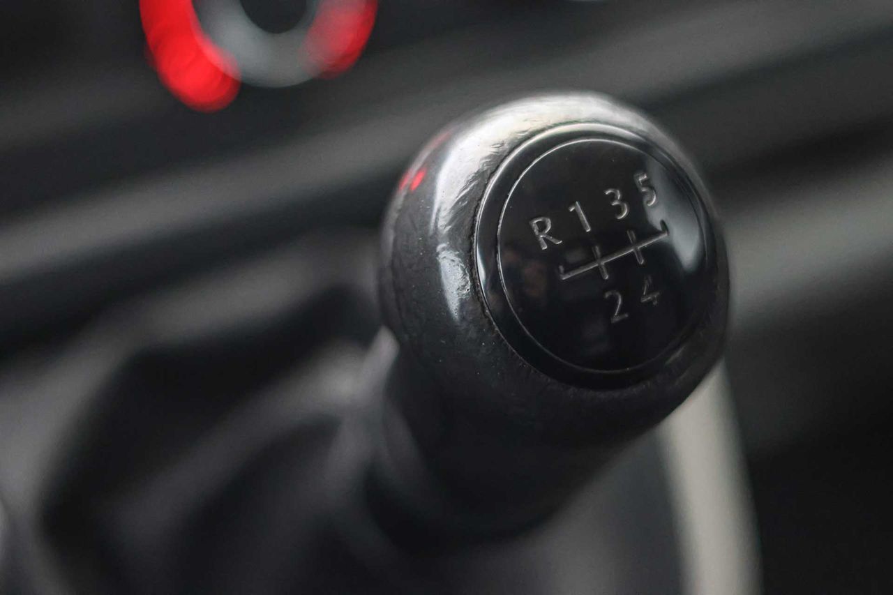 Volkswagen Transporter T6 2.0TDI L1H2  - Foto 37