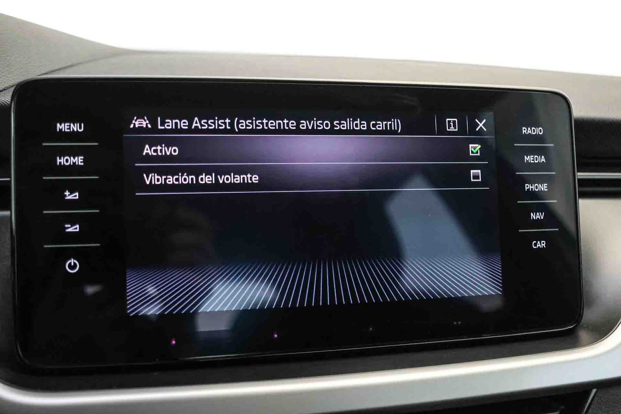 Skoda Kamiq 1.0 TSI 81kW (110CV) DSG AMBITION - Foto 59