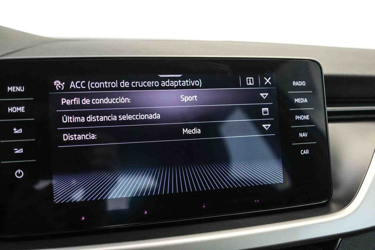 Skoda Kamiq 1.0 TSI 81kW (110CV) DSG AMBITION - Foto 57