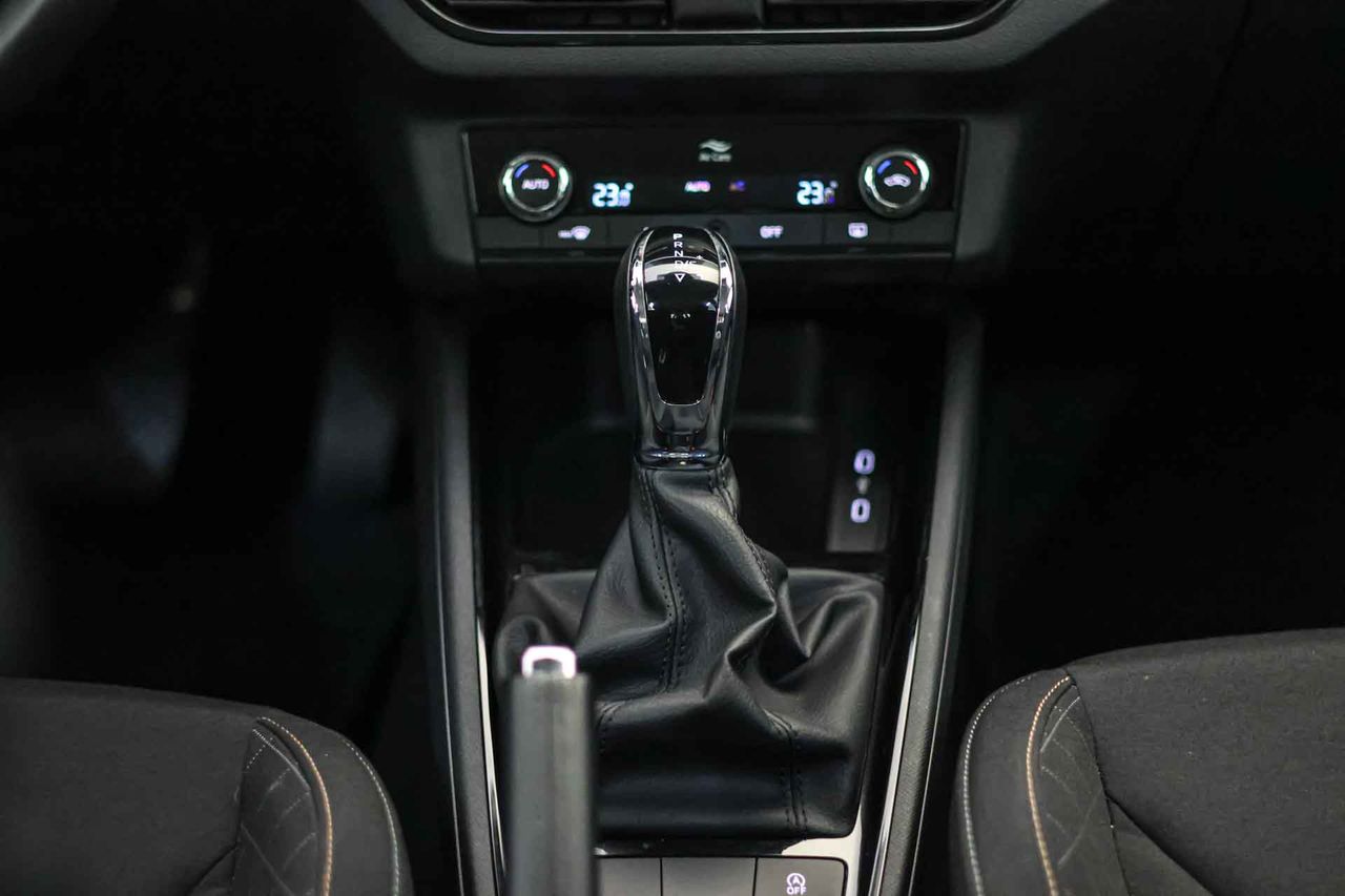 Skoda Kamiq 1.0 TSI 81kW (110CV) DSG AMBITION - Foto 40