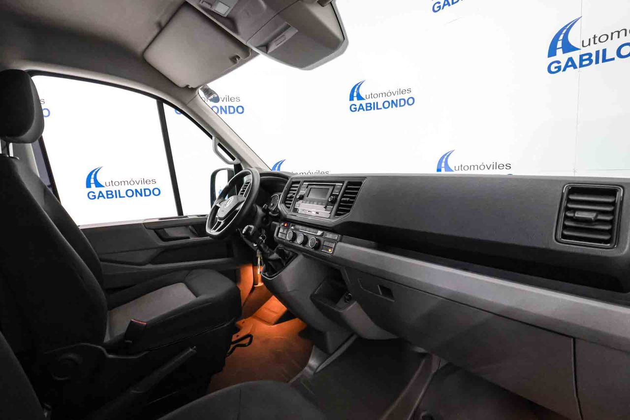 Volkswagen Crafter 30 Furgón BM 2.0 TDI L3H2  - Foto 40