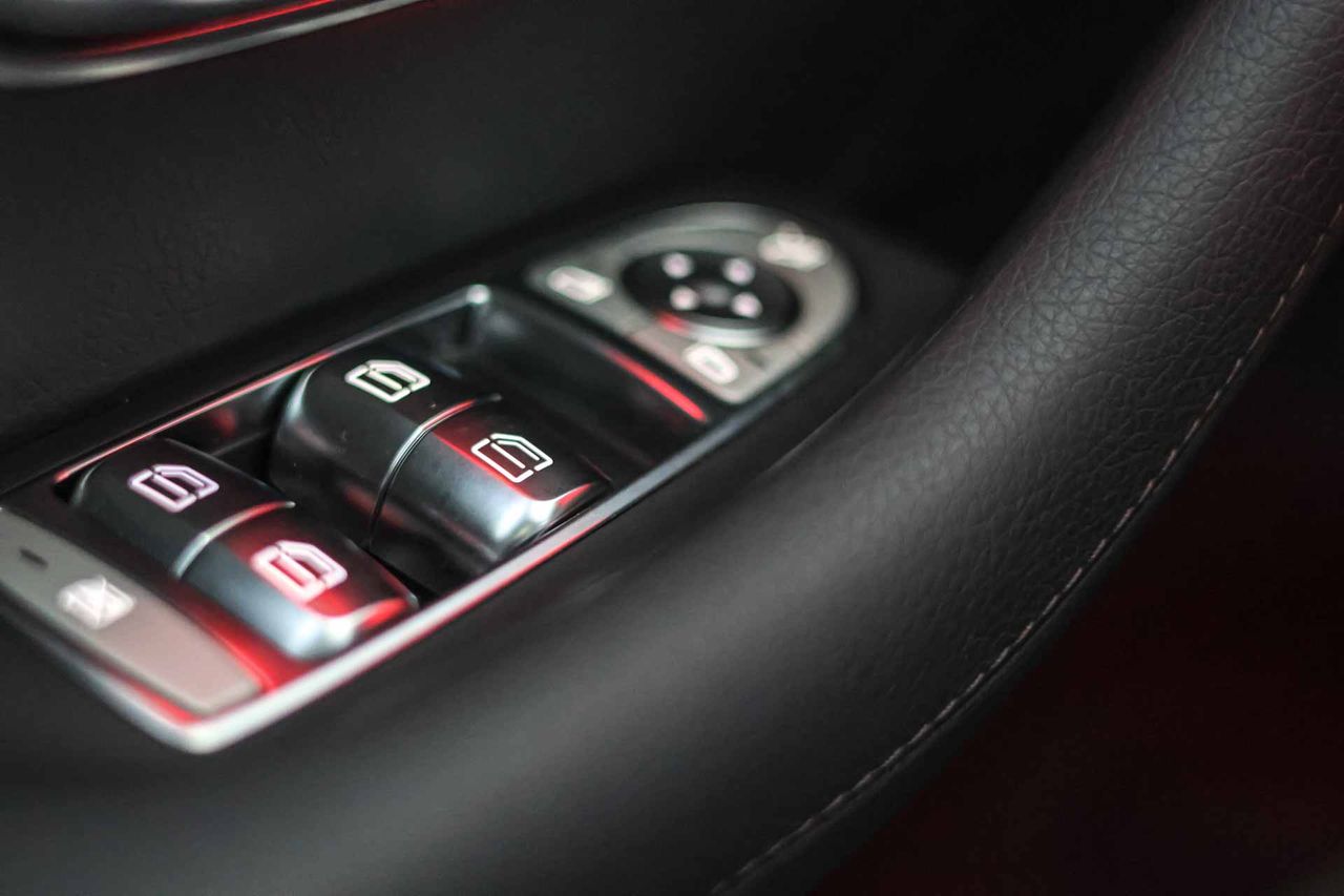 Mercedes CLS CLS 300 d **Techo solar** - Foto 35