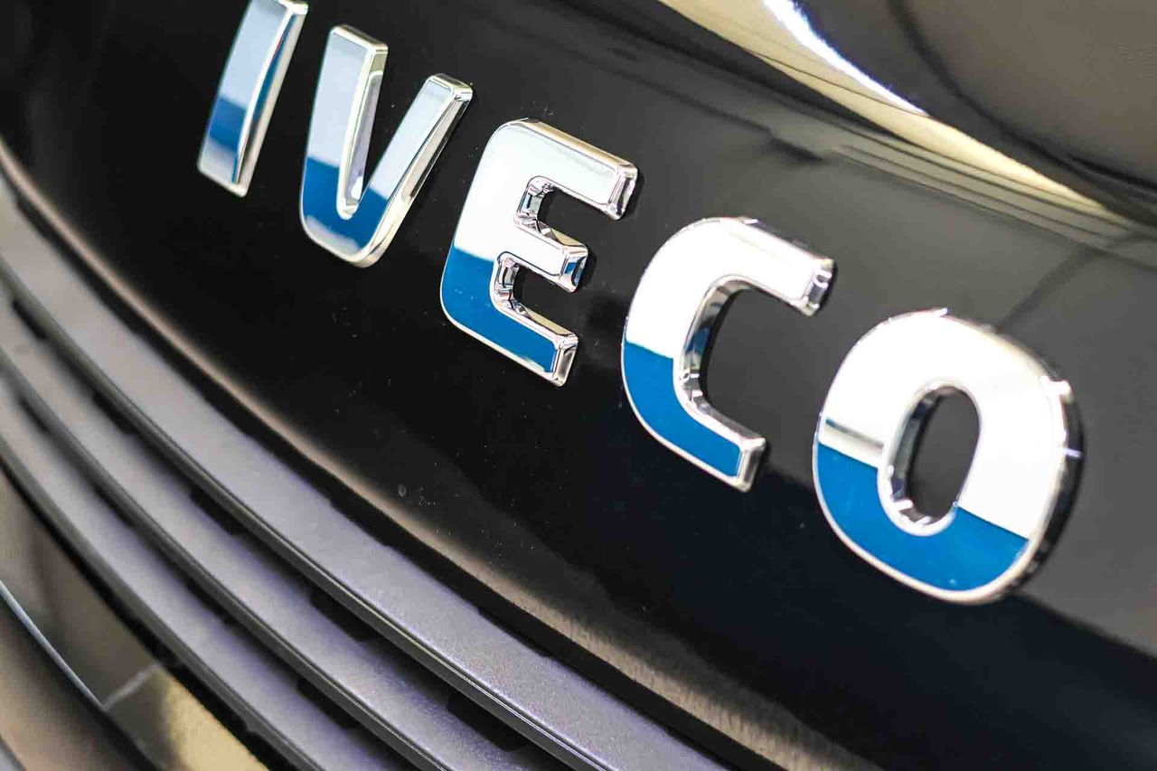 Iveco Daily 35S15 Chasis Cabina Simple - Foto 9