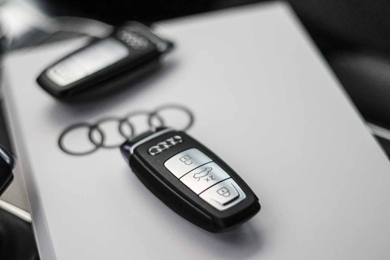 Audi A6 Avant 55 TFSIe quattro Competition - Foto 78