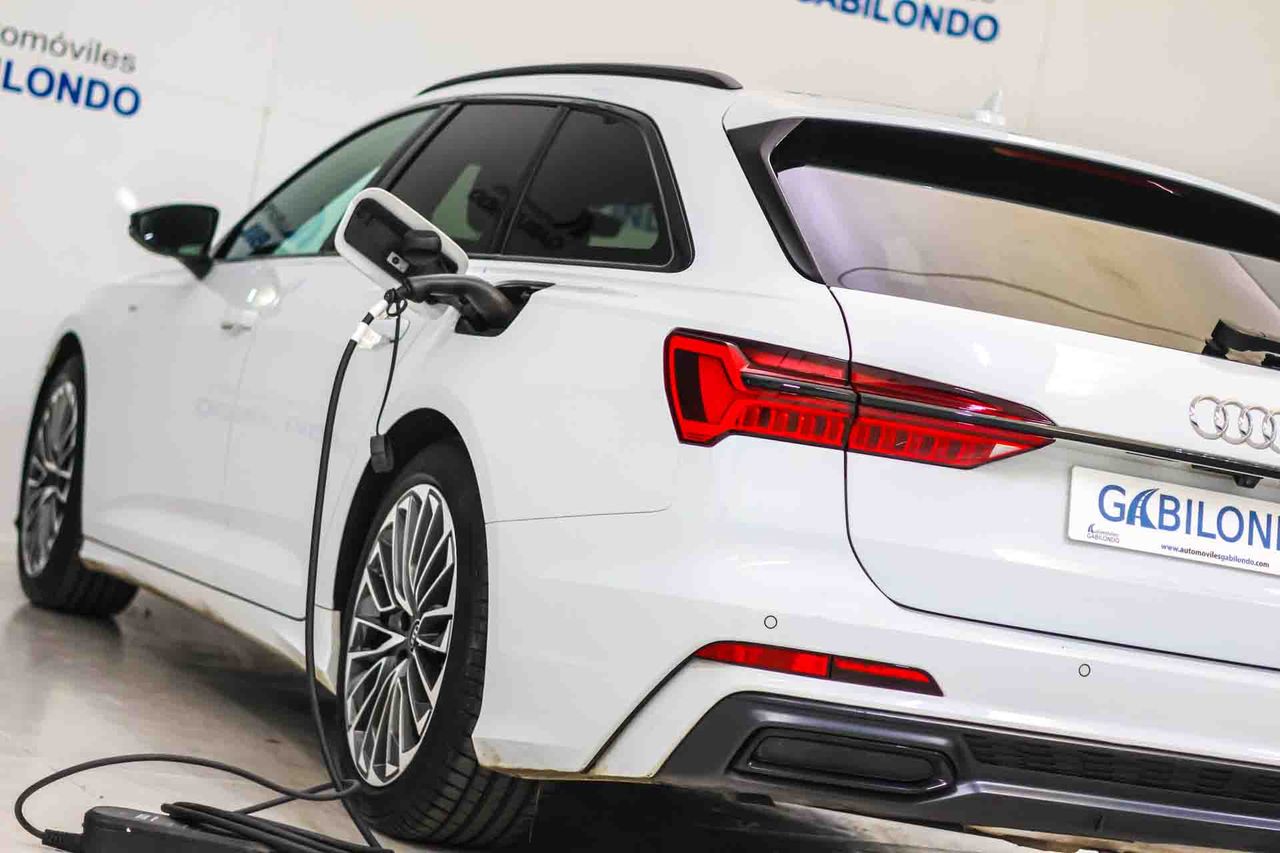 Audi A6 Avant 55 TFSIe quattro Competition - Foto 9