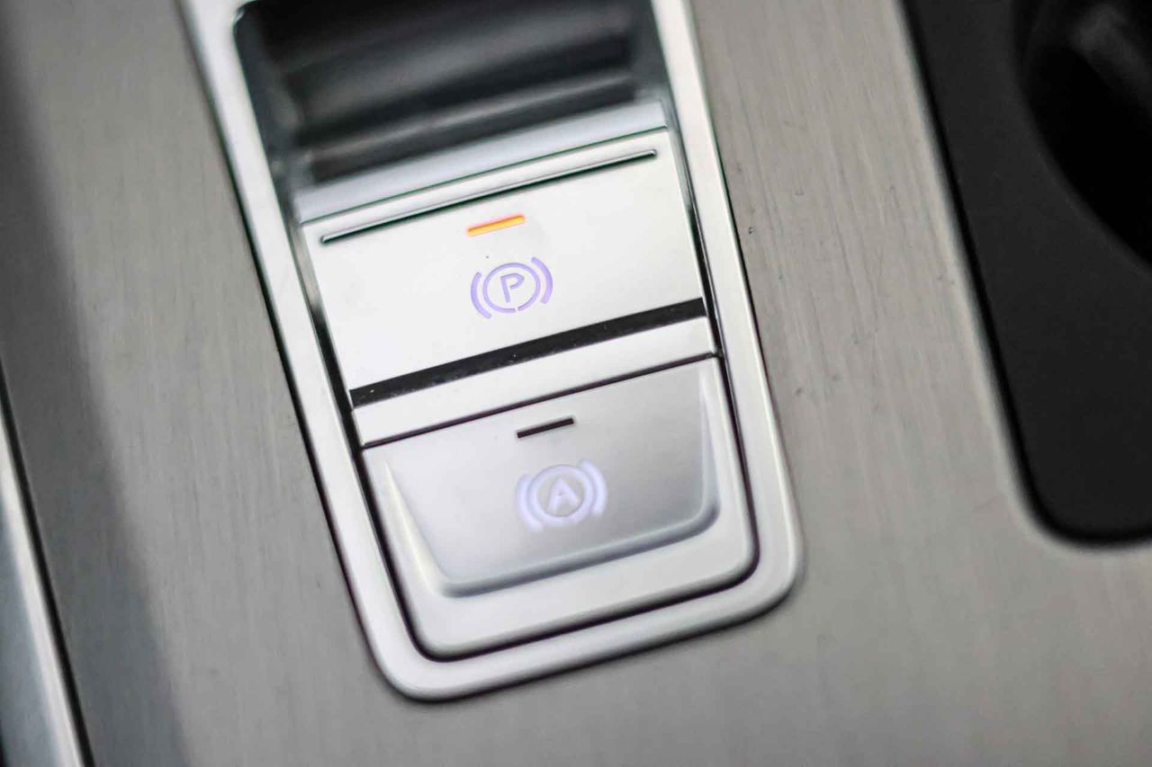 Audi A6 Avant 55 TFSIe quattro Competition - Foto 46