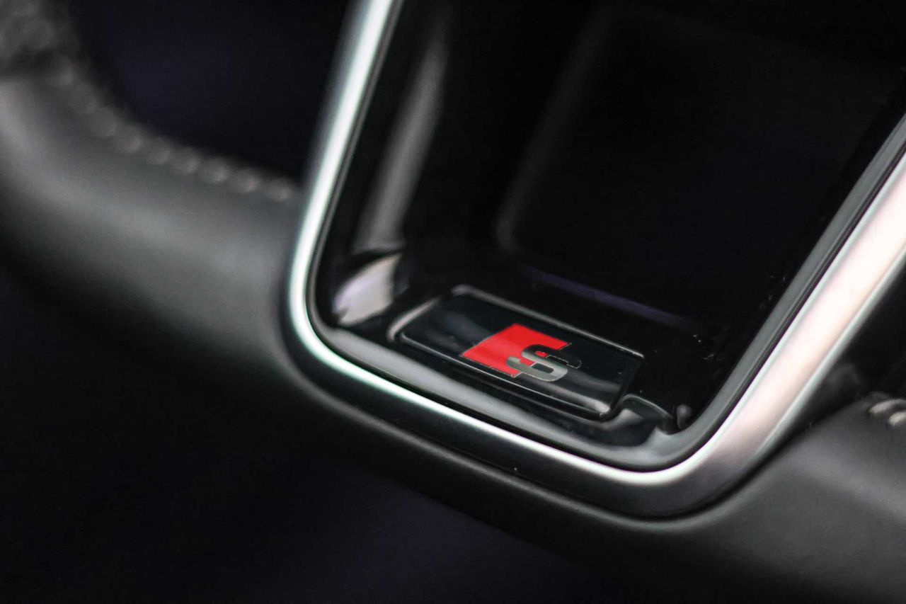 Audi A6 Avant 55 TFSIe quattro Competition - Foto 39