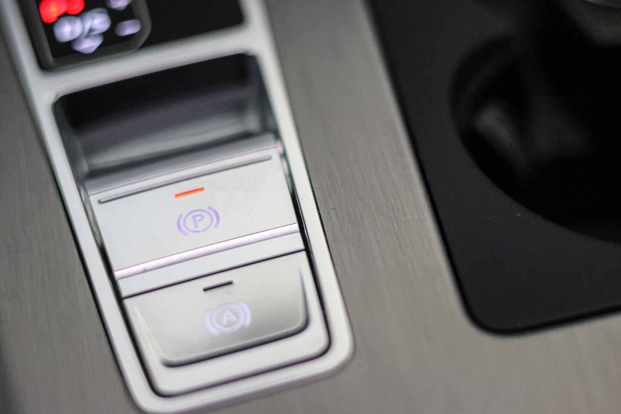 Audi A6 Avant 55 TFSIe quattro Competition - Foto 47