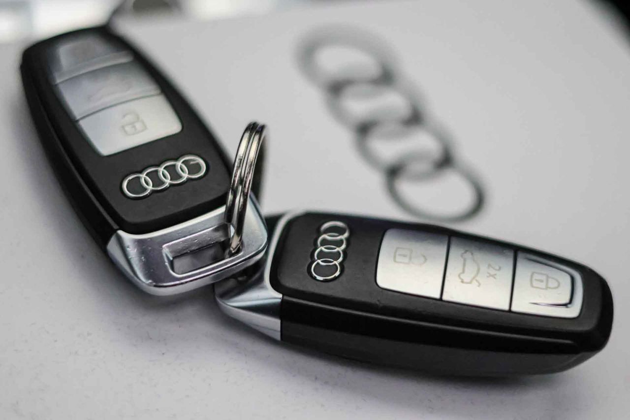 Audi A6 Avant 55 TFSIe quattro Competition - Foto 81