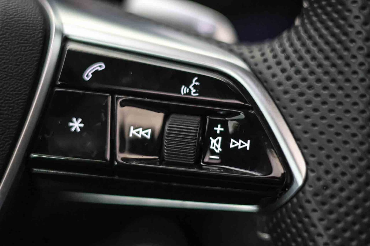 Audi A6 Avant 55 TFSIe quattro Competition - Foto 43