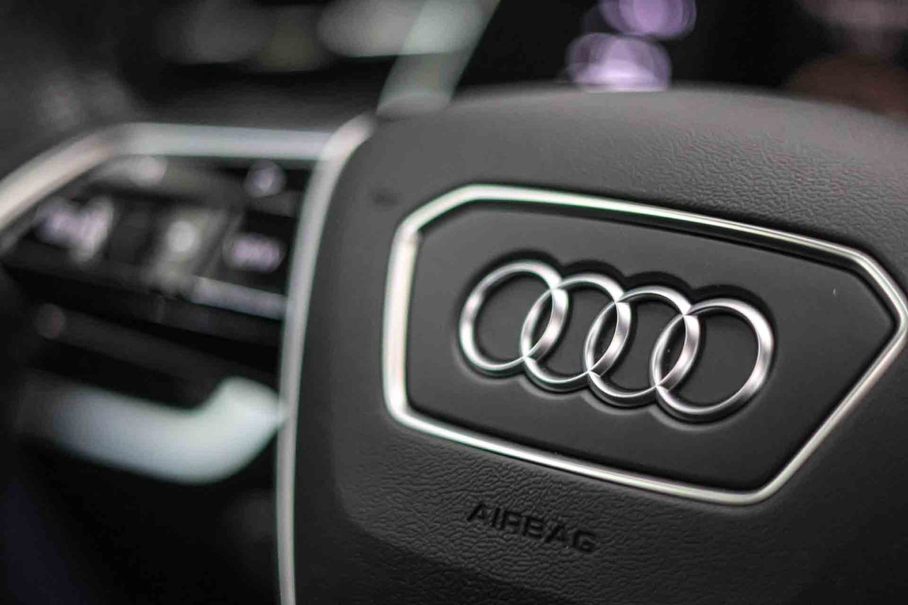 Audi A6 Avant 55 TFSIe quattro Competition - Foto 38