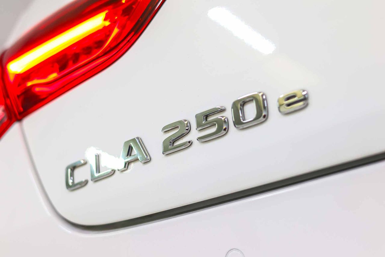 Mercedes CLA CLA 250 e Shooting Brake **Techo panorámico** - Foto 17