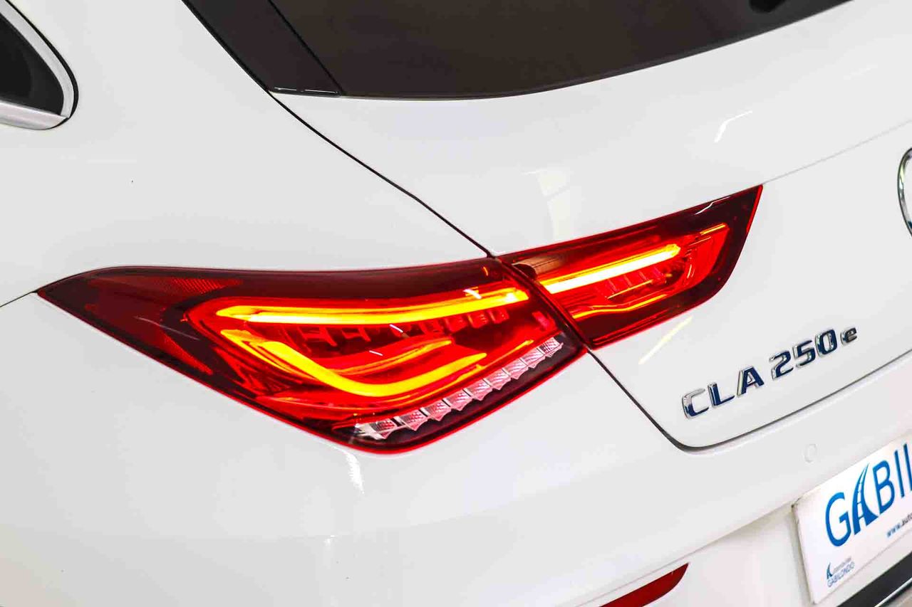 Mercedes CLA CLA 250 e Shooting Brake **Techo panorámico** - Foto 24