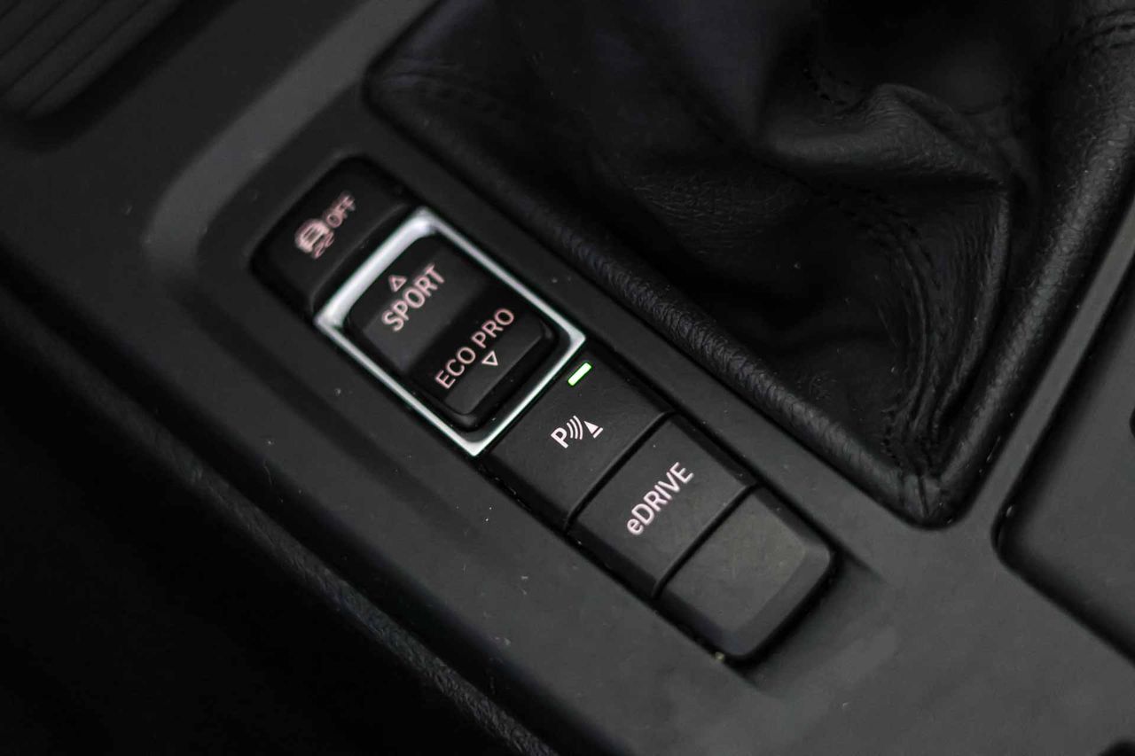 BMW X1 xDrive25e **Techo panorámico** - Foto 52