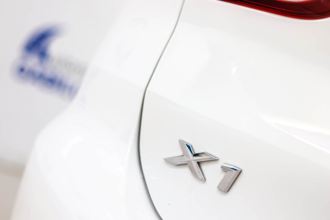 BMW X1 xDrive25e **Techo panorámico** - Foto 15