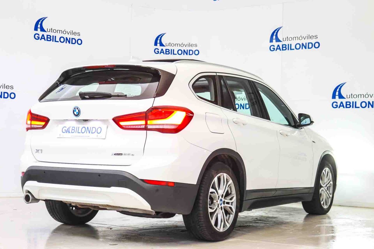 BMW X1 xDrive25e **Techo panorámico** - Foto 14