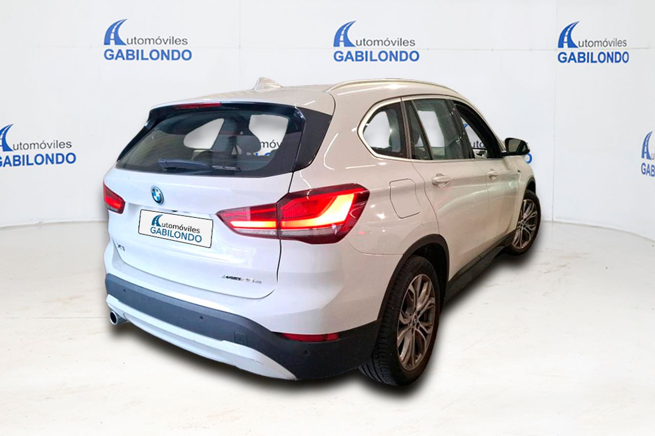BMW X1 xDrive25e **Techo panorámico** - Foto 3