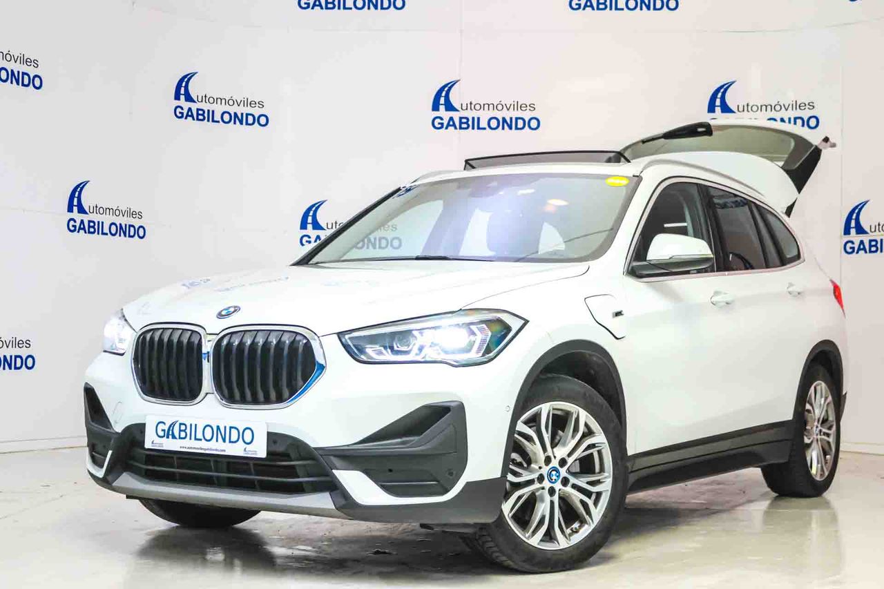 BMW X1 xDrive25e **Techo panorámico** - Foto 19