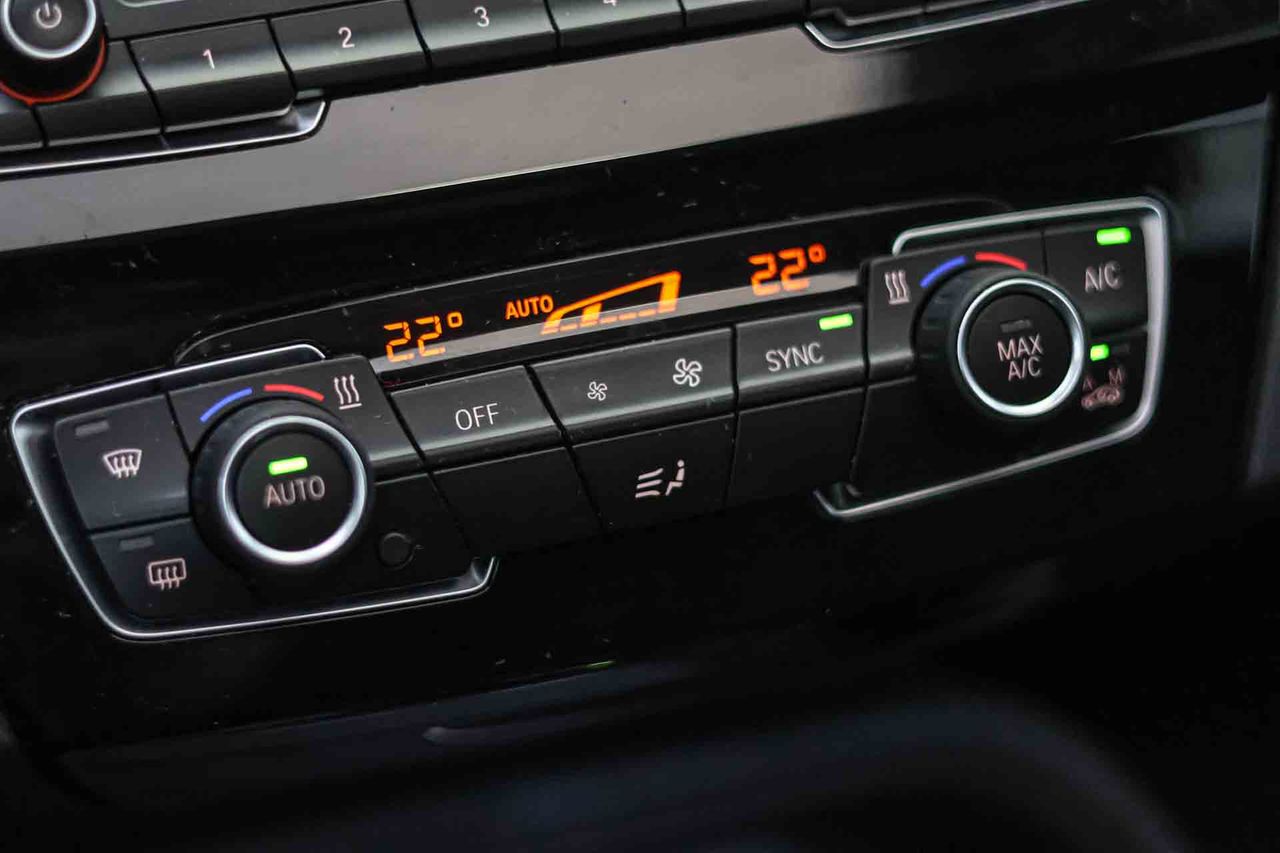 BMW X1 xDrive25e **Techo panorámico** - Foto 55