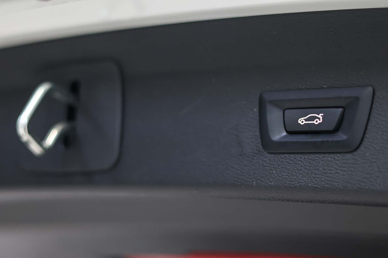 BMW X1 xDrive25e **Techo panorámico** - Foto 59