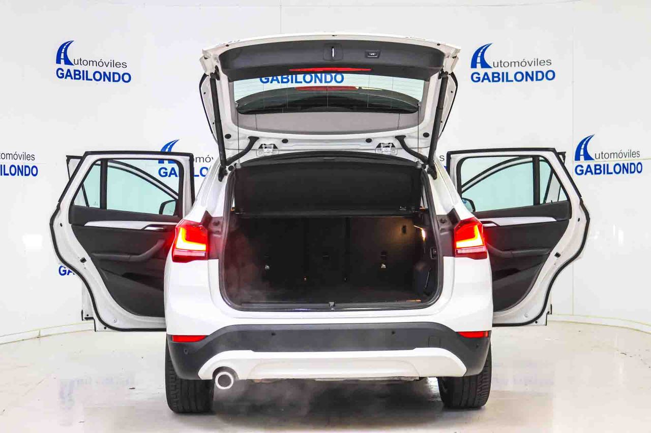 BMW X1 xDrive25e **Techo panorámico** - Foto 28