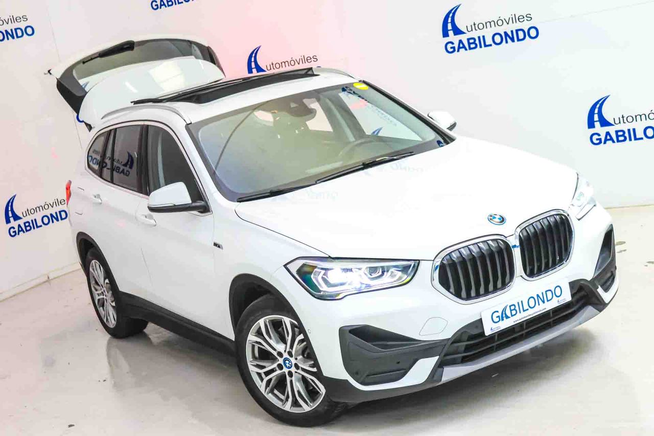 BMW X1 xDrive25e **Techo panorámico** - Foto 23