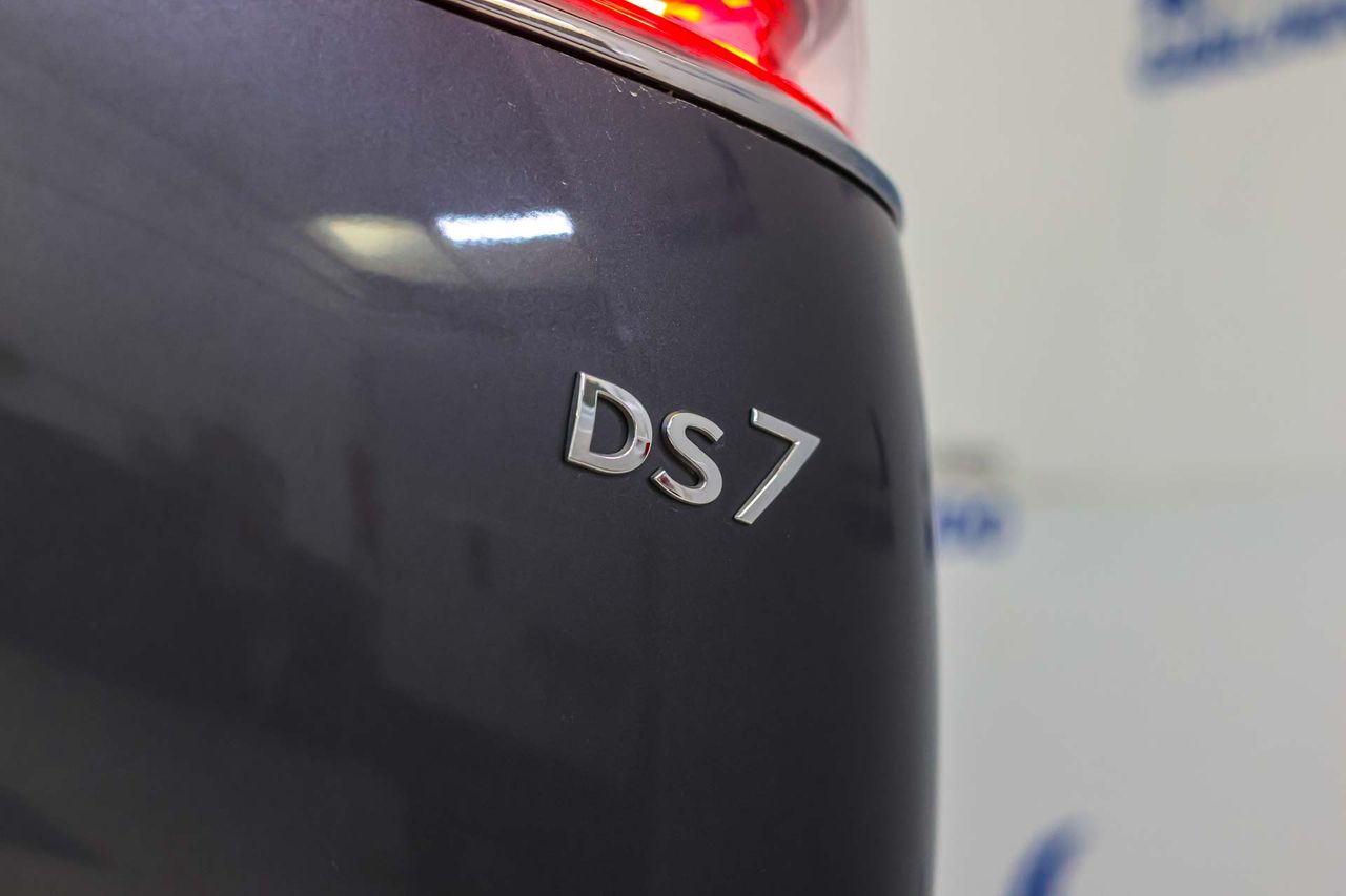 DS DS 7 1.6 E-Tense 225 GRAND CHIC Auto - Foto 17
