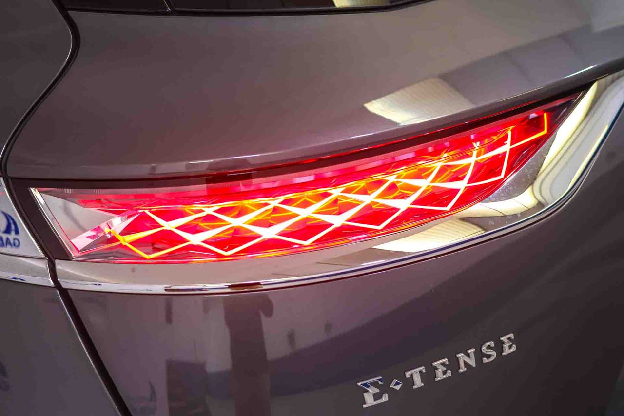 DS DS 7 1.6 E-Tense 225 GRAND CHIC Auto - Foto 22