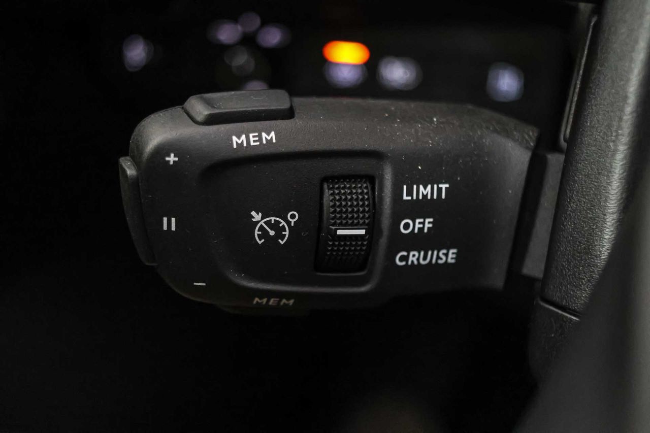 DS DS 7 1.6 E-Tense 225 GRAND CHIC Auto - Foto 40