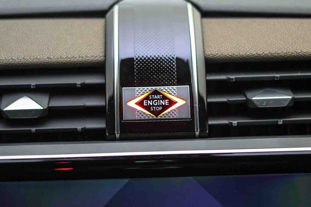 DS DS 7 1.6 E-Tense 225 GRAND CHIC Auto - Foto 49