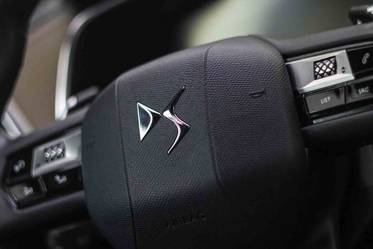 DS DS 7 1.6 E-Tense 225 GRAND CHIC Auto - Foto 36